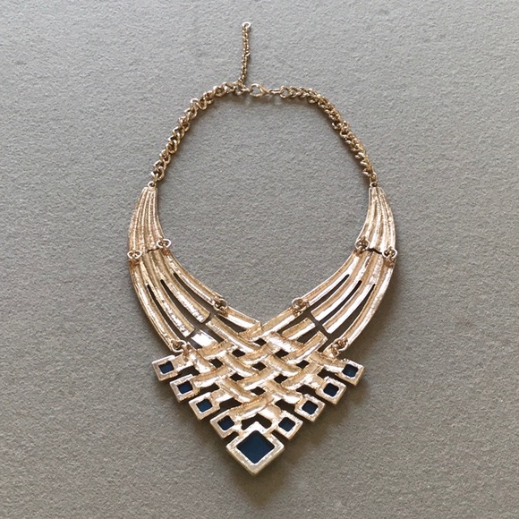 Statement Necklace with gold / Blue stones - Picture 3 of 7